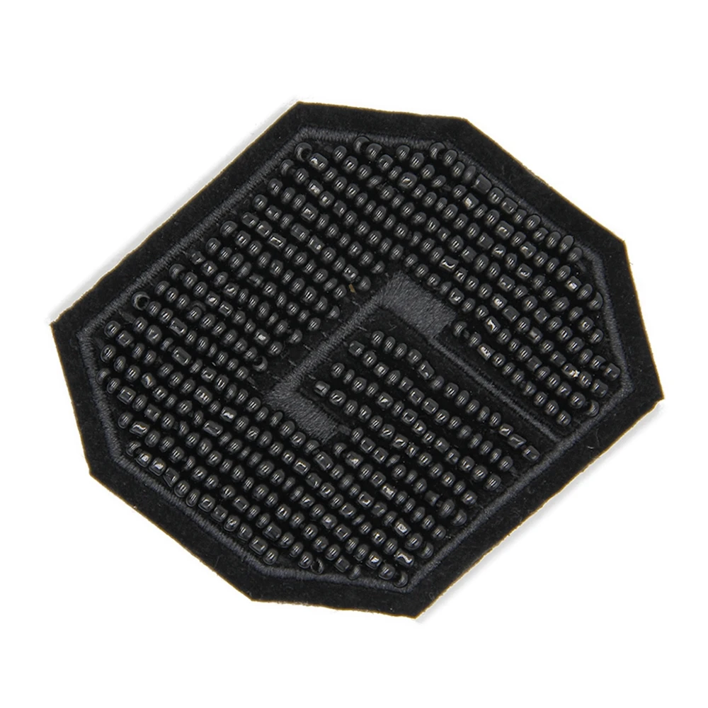 
China experienced logo embroidery custom patches beautiful letter embroidery design 