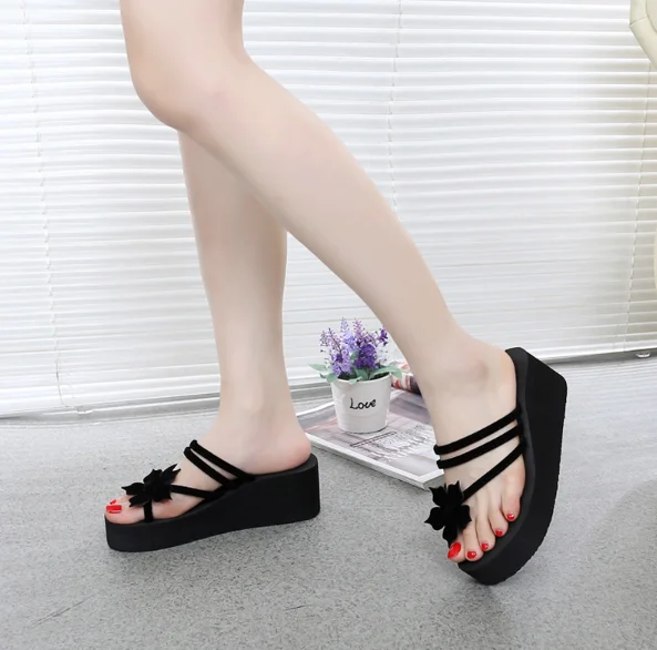 Antiskid fashion new style flip flops hot selling slippers for women