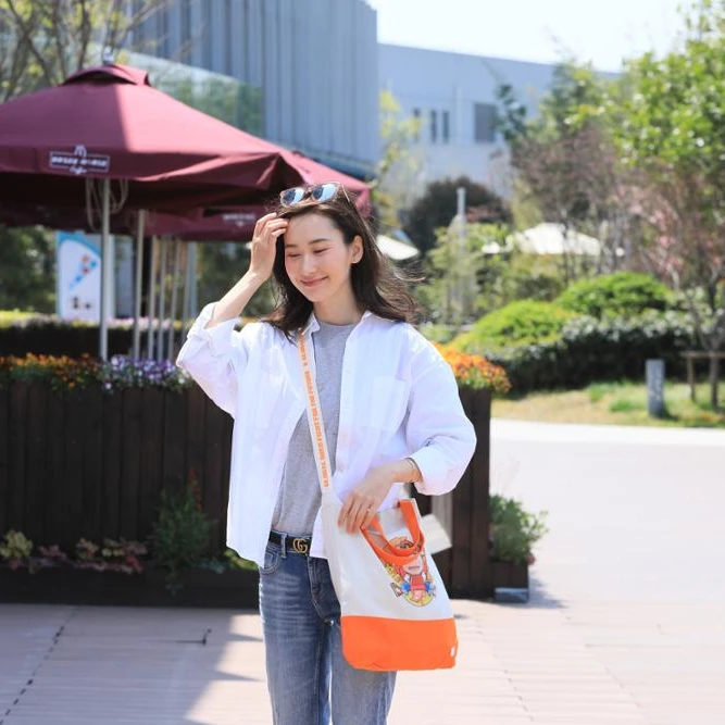 High quality wholesales costom white shopping handled canvas bag