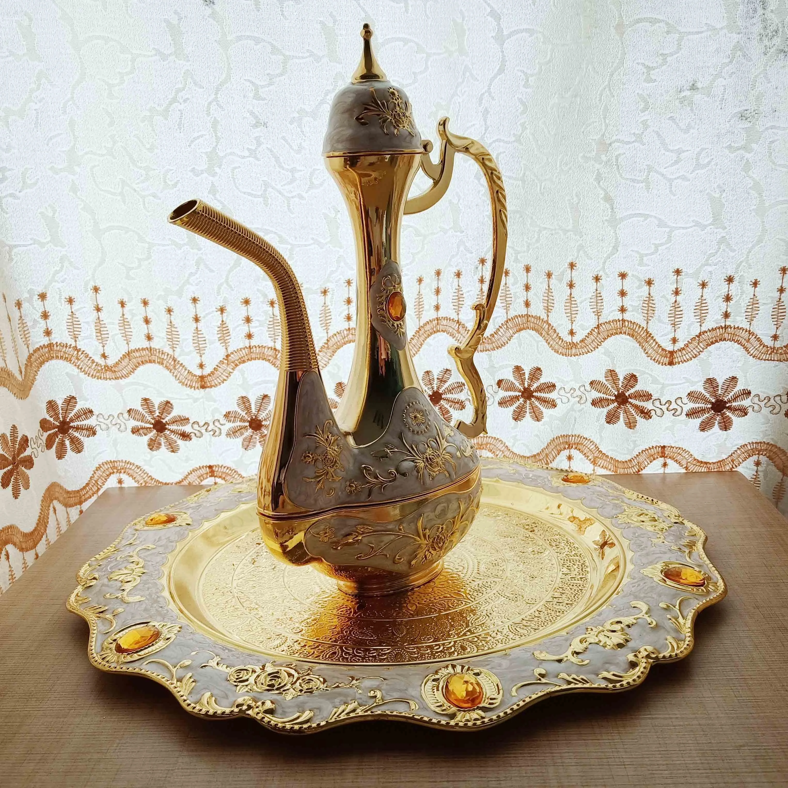 Luxury Best Selling Products Aftaba Set Arabic Wine Set Vintage Wine Glasses Set With Wave Tray