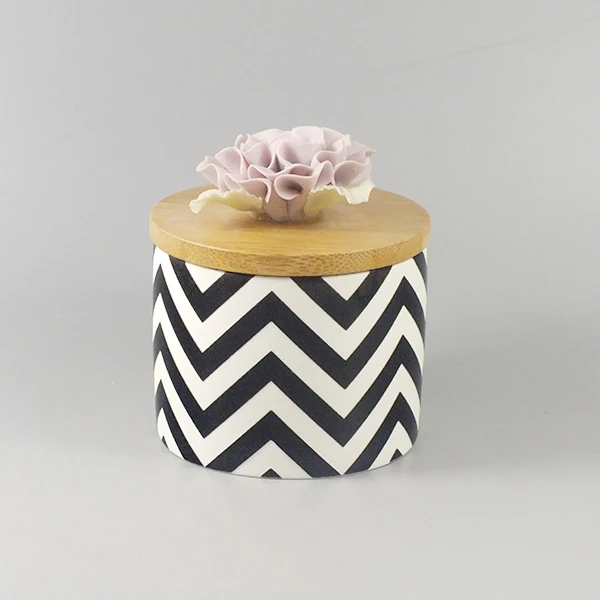 Luxury Home Decor Customized Logo Empty Colors Storage Custom Ceramic Candle Jar with Wooden Lids