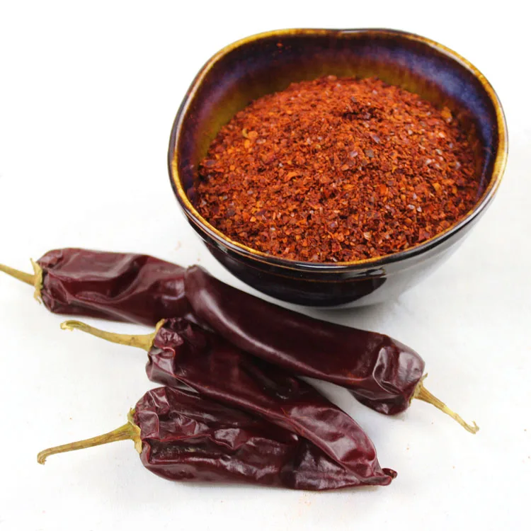 
well dried chili crushed and sweet paprika flakes with no spent 