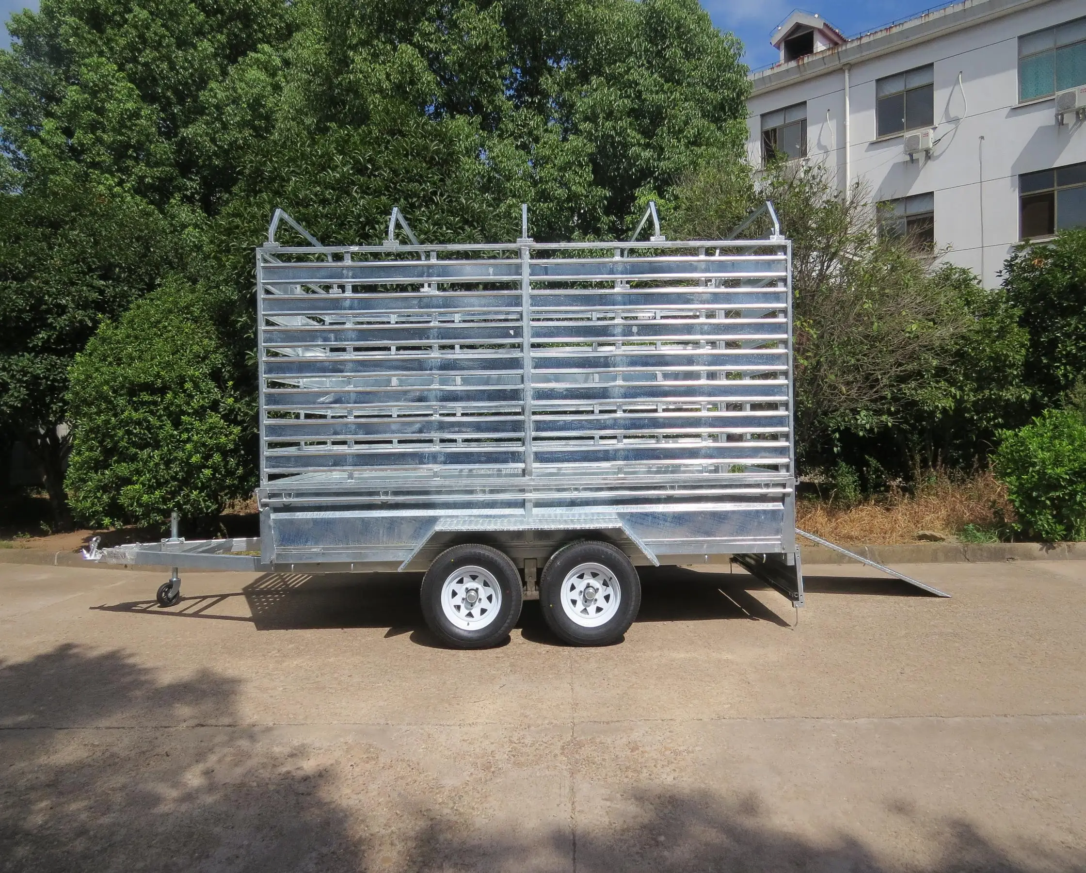3500kg heavy duty cattle cow sheep crate trailer