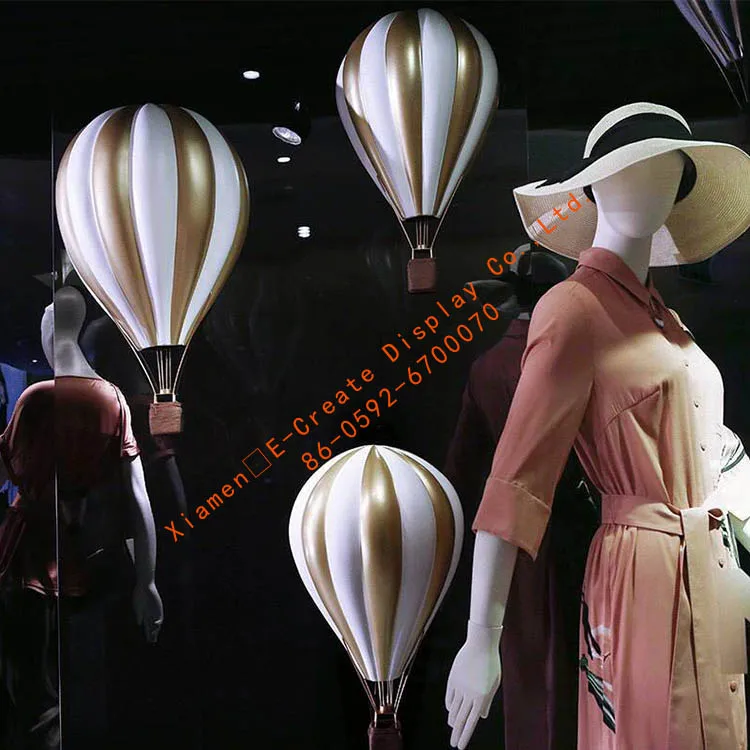 custom decorative resin props with  Christmas decoration supplier