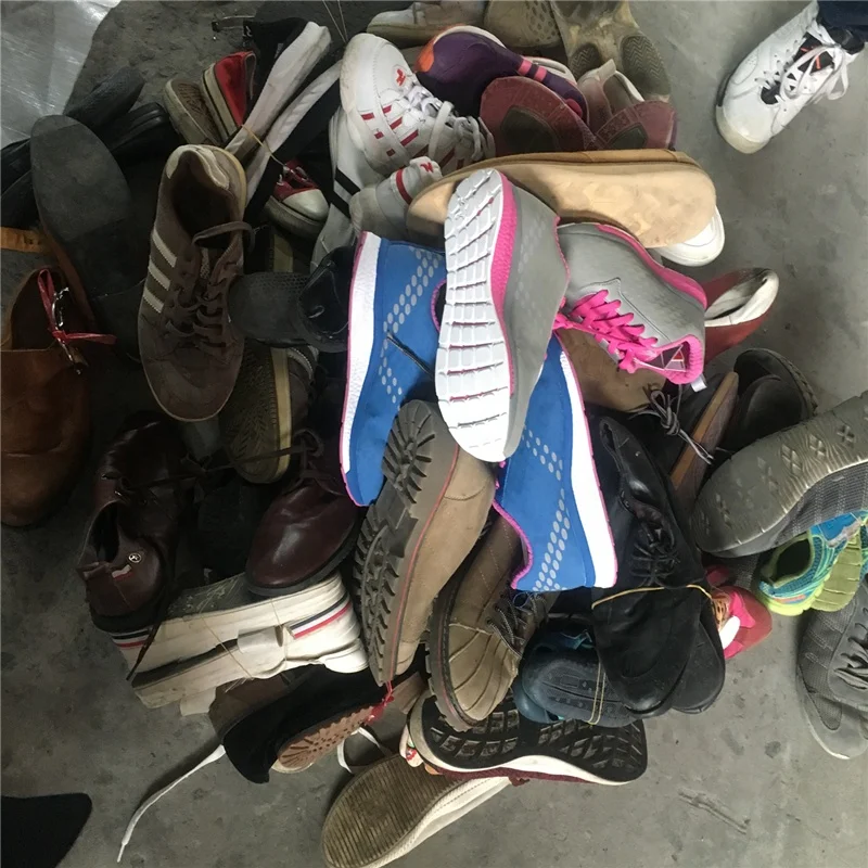 Wholesale selling lots of used shoes good quality used shoes zambia in bales