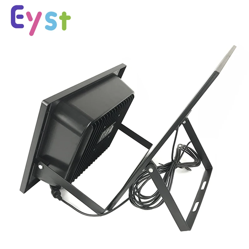 High quality wholesale outdoor waterproof energy saving IP67 100w led solar flood light