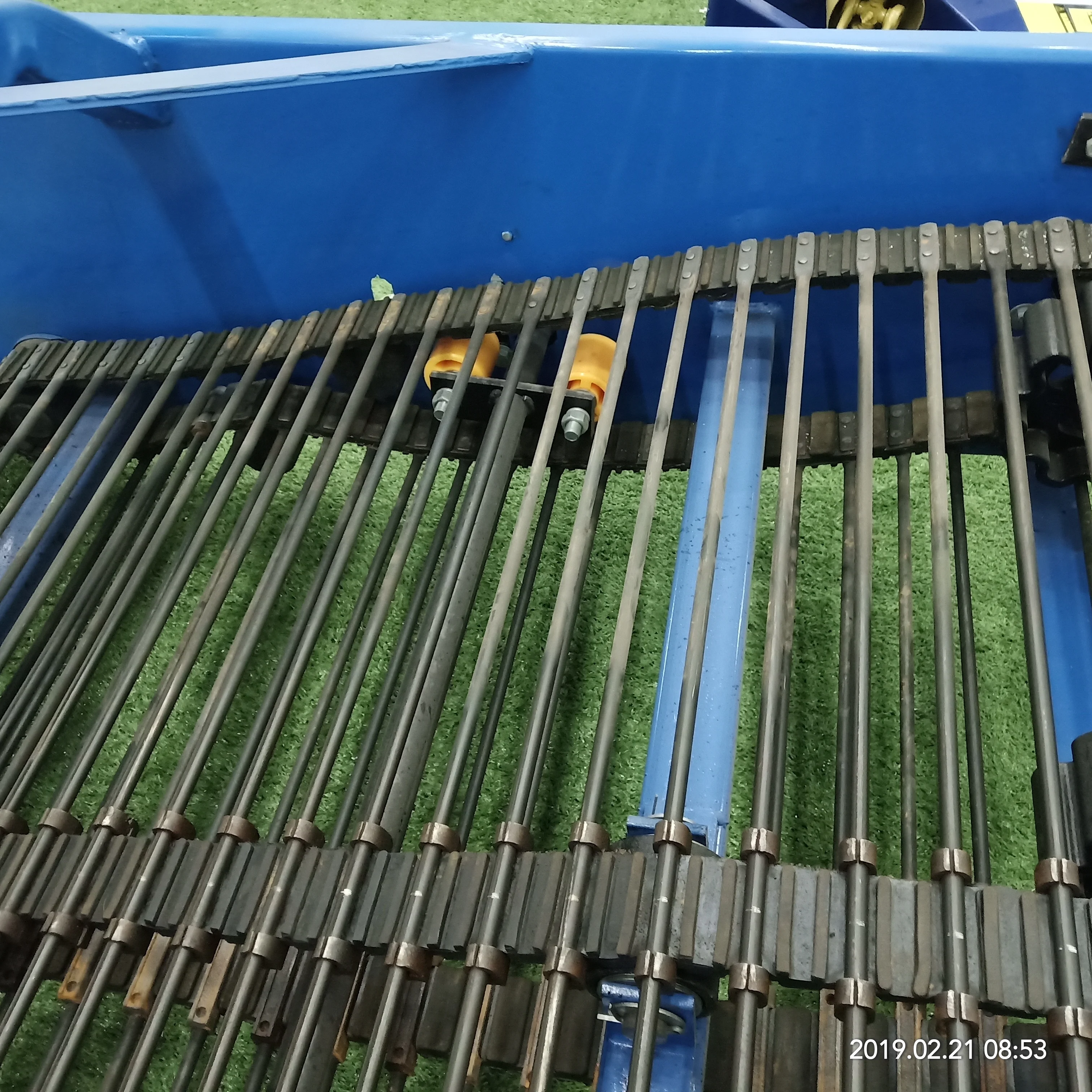 new 22-80hp single row 3 point potato harvester with walking tractor