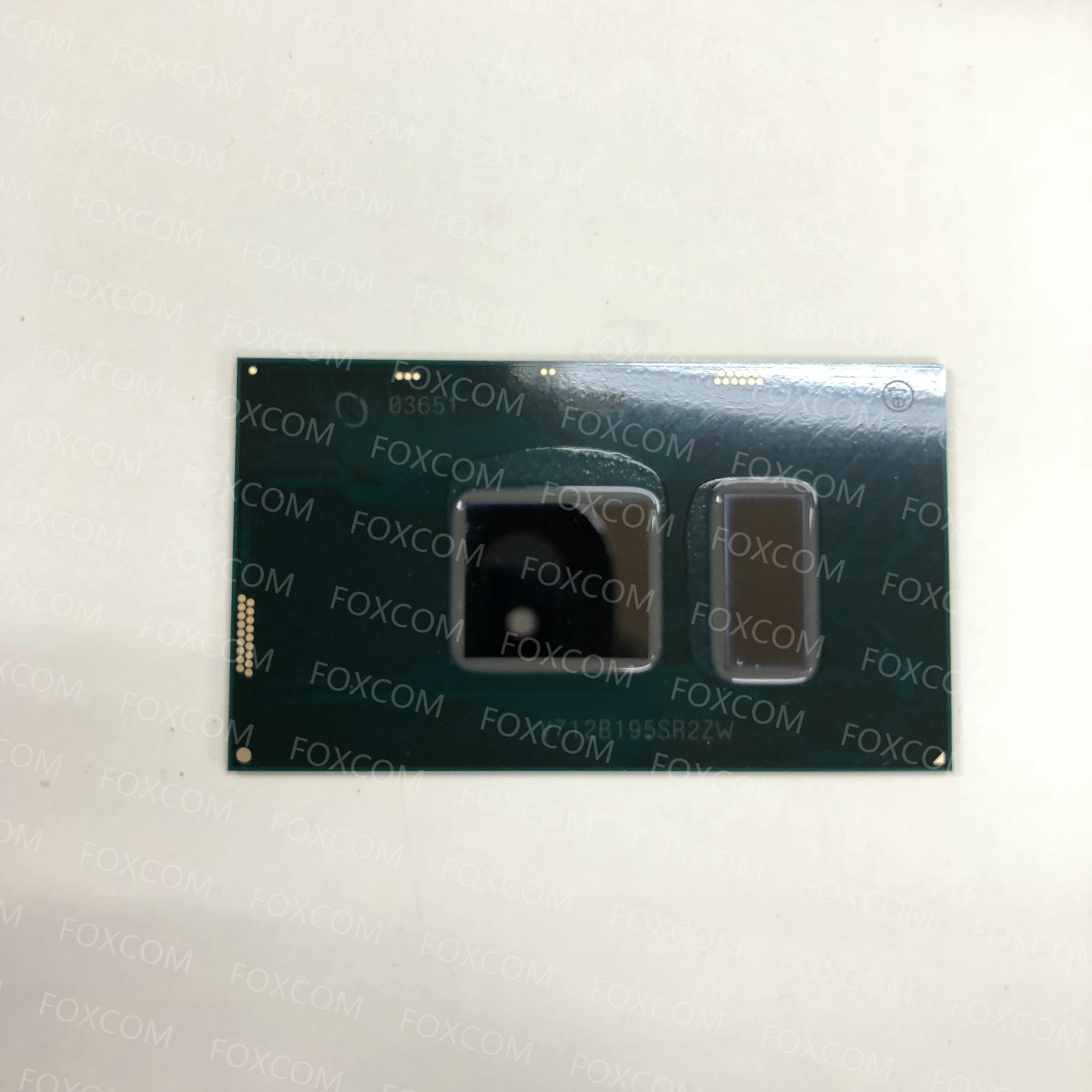 Процессор Intel Core CPU FJ8067702739738 SR2ZW i3-7100U 2 ядра 4 нити 2,40 ГГц 3 Мб 14 Нм 15 Вт FCBGA1356