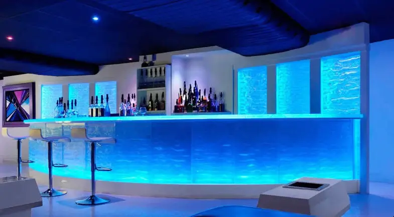 Лидер продаж на заказ, портативная Современная барная стойка со светодиодной подсветкой для коммерческого ресторана и дома