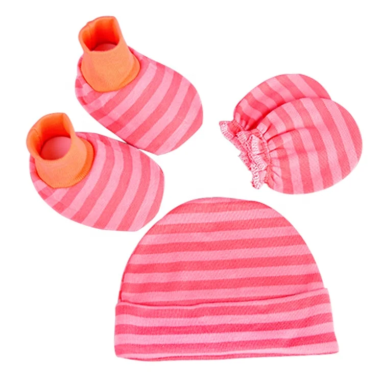 Комплект одежды из 3 предметов удобные милые туфли-лодочки для девочки с симпатичным мультипликационным принтом; Одежда новорожденных; Детский головной убор; вязаные свитера малышей;