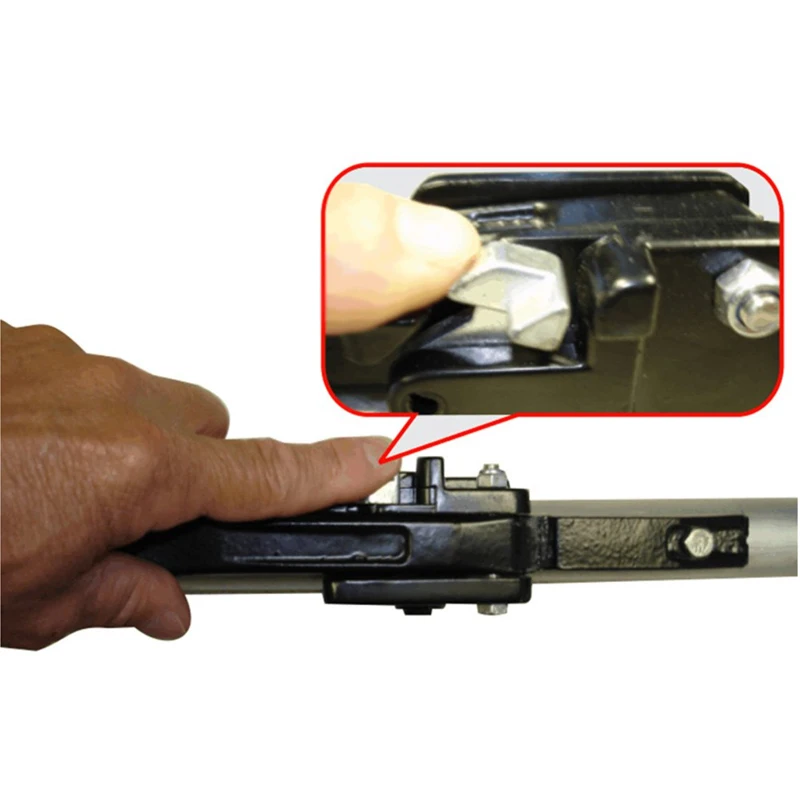 
Adjustable Logistic Heavy Duty Ratcheting Jack Cargo Bars With Plastic Foot Pads 