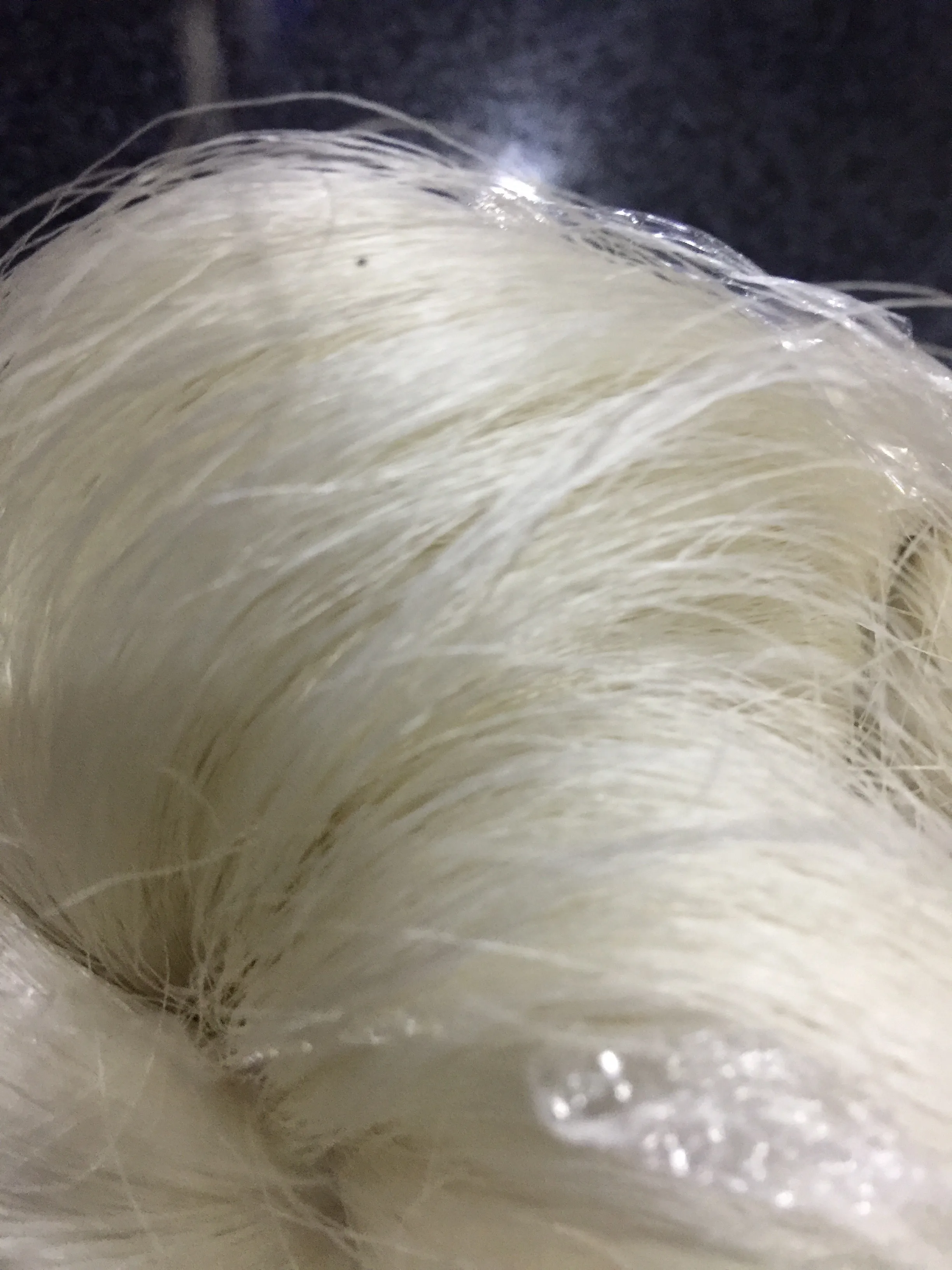 100% Spun Silk Yarn Mulberry Silk Yarn In China