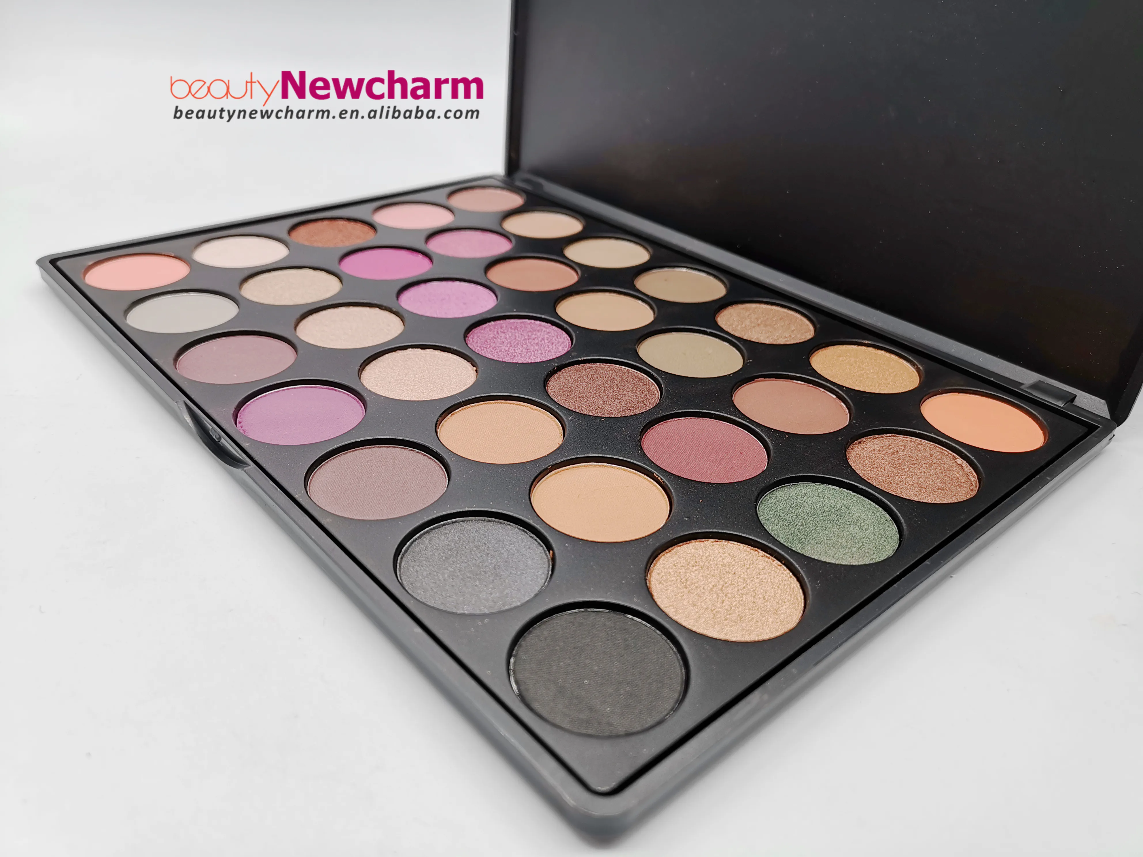 
35 color highly pigmented private label eyeshadow palette Cosmetic Pigment Usage chameleon Eyeshadow Palette Pan vegan makeup 