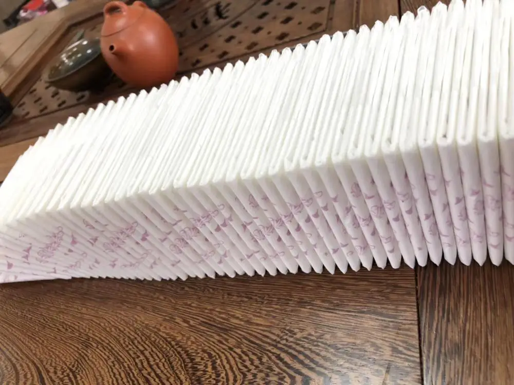 Hot sale full servo women absorbent pad machine