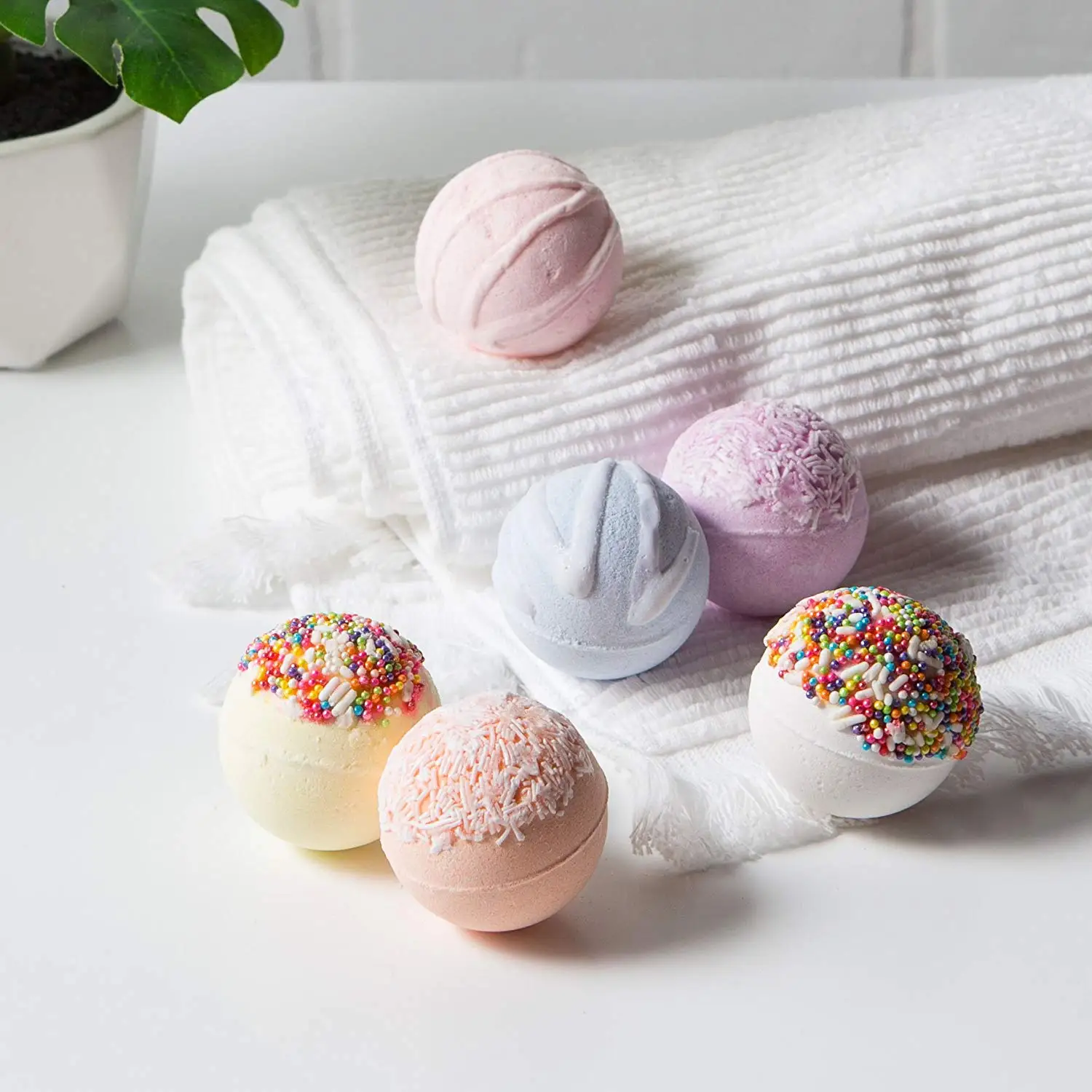 
Bubble Bath for Relaxation Moisturizing and Gift Ideals Vegan Oganic Essential Oil Spa Fizzy Bomb 