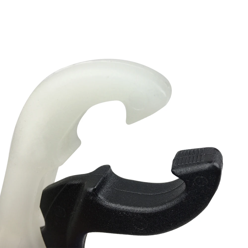 
8 Inch Fishing Goods Floating Water Belt Noctilucent Fish Clamp Handheld fish grip plastic Fish Lip Gripper 