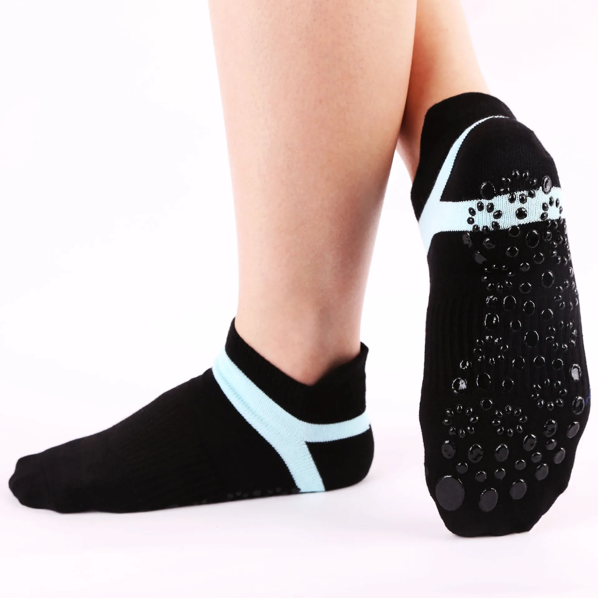 
wholesale Amazon high quality non slip pilates socks cotton grips yoga socks for women 