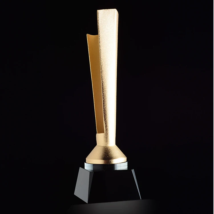 
New design trophy metal with black crystal base for business gift 
