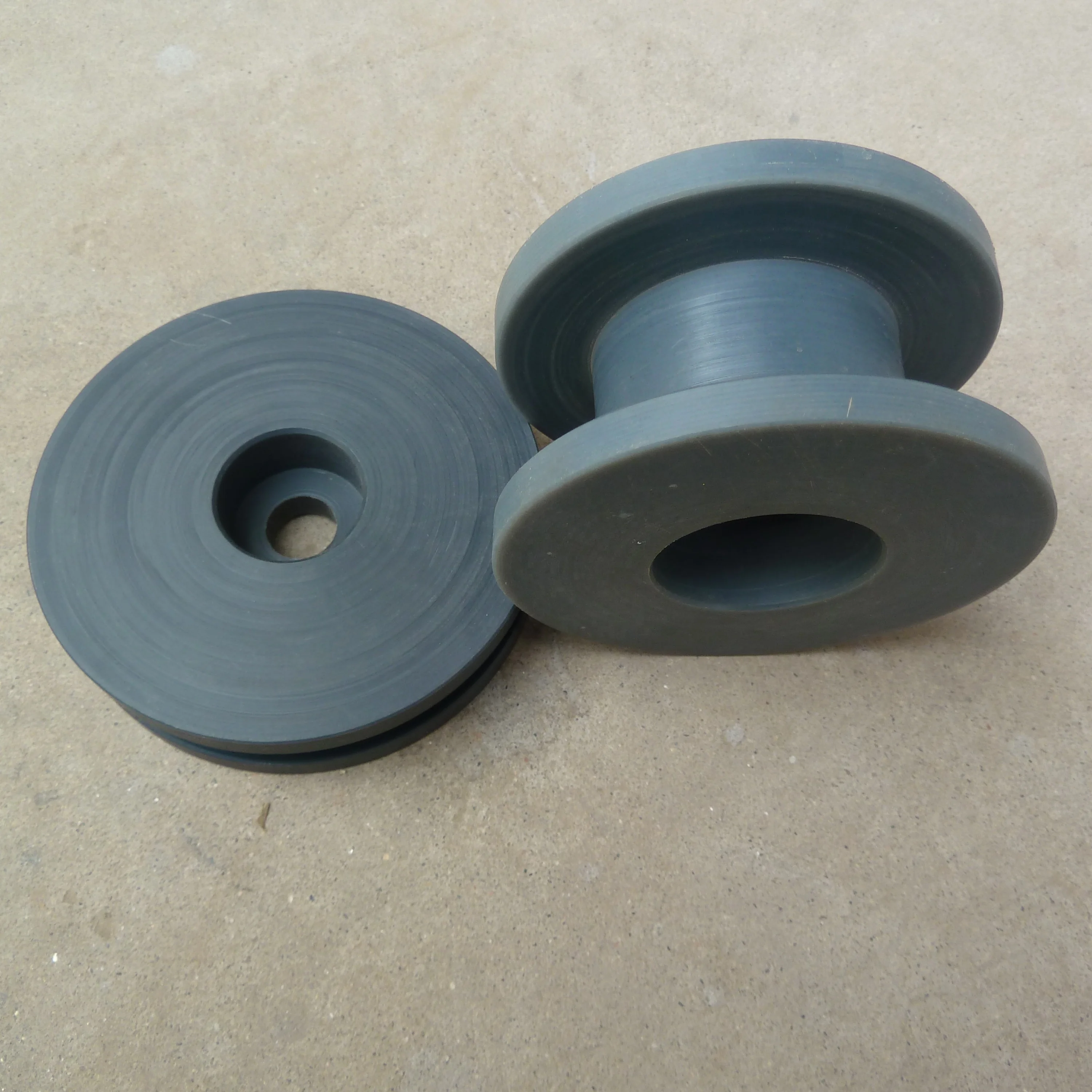 
corrosion resistant plastic pulley wheel with bearing 
