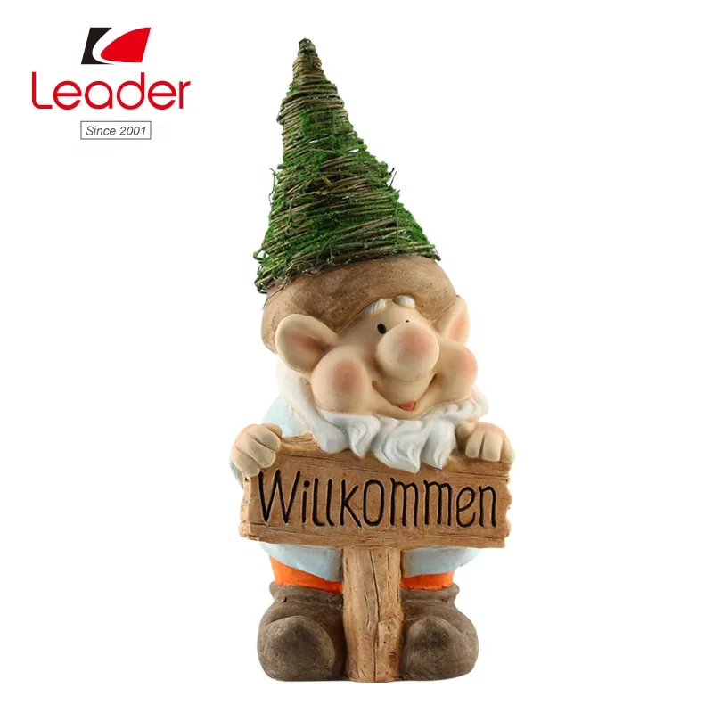 Unique Outdoor Garden Rattan Hat Magnesia Gnomes Welcome Sign Figurine