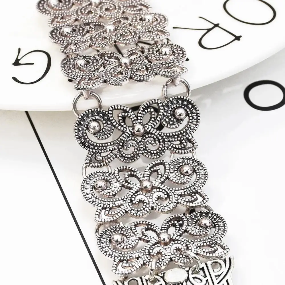 Retro Indian Ghungru Plated Silver Cuff Bracelet Bangle Egypt Carved Flower Hollow Coin Cuff Bracelet For Women Jewelry Design