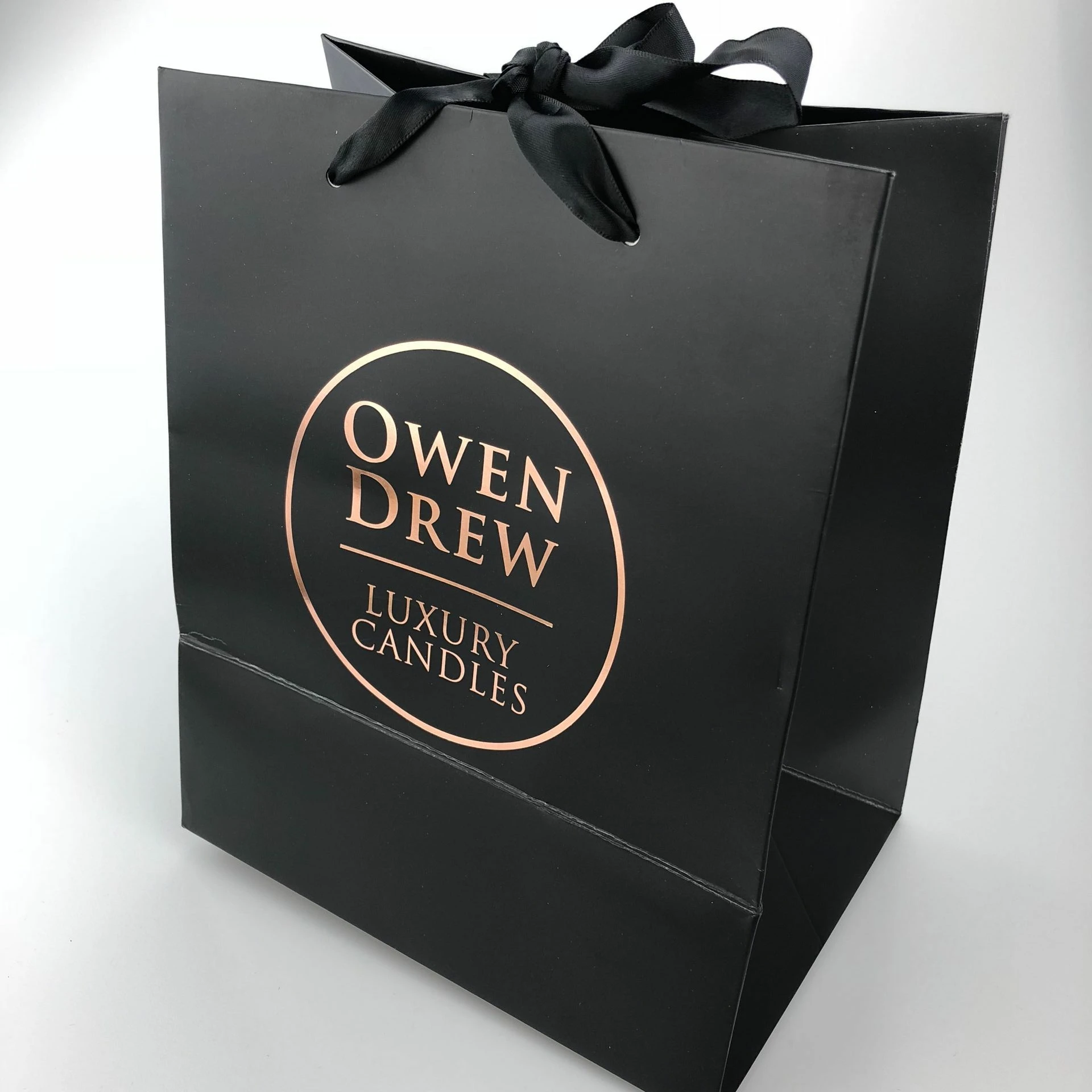 Black Foldable Packing Paper Bag High Quality for Clothes /Gifts Made in Guangzhou