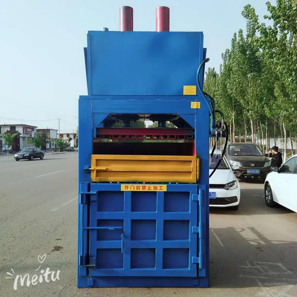 2019 newest vertical hydraulic baler for wool/cotton/straw, hydraulic waste paper, bottles baling press machine