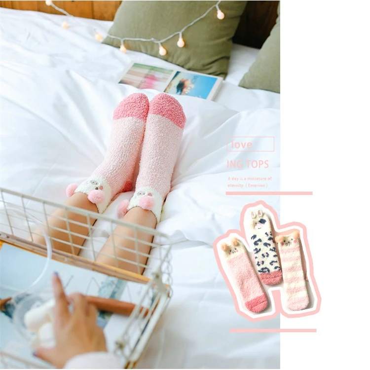 Wholesale coral fleece custom warm fuzzy socks and soft women socks