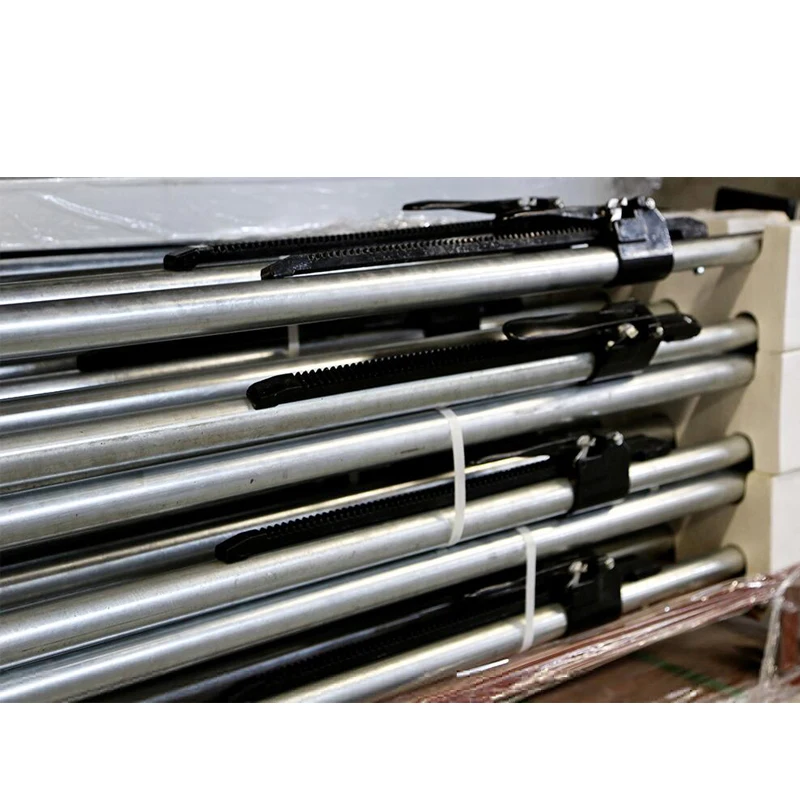
Adjustable Logistic Heavy Duty Ratcheting Jack Cargo Bars With Plastic Foot Pads 