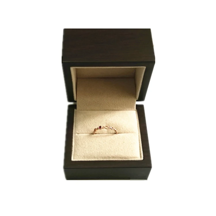 Luxury newest simple design stamping logo solid wooden ring box