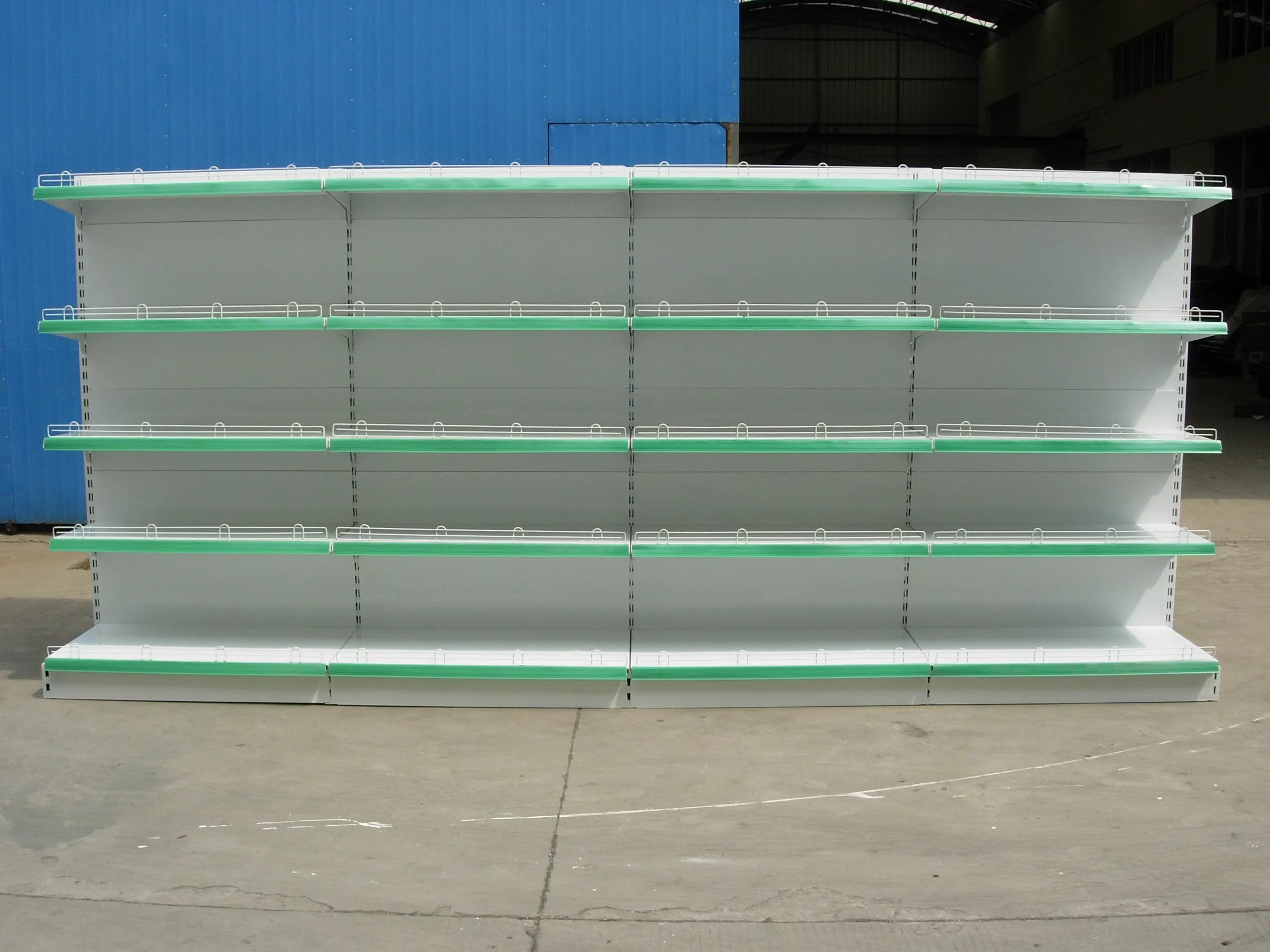 Single-sided Feature and Metallic Material European Style Supermarket Shelf Grid Display