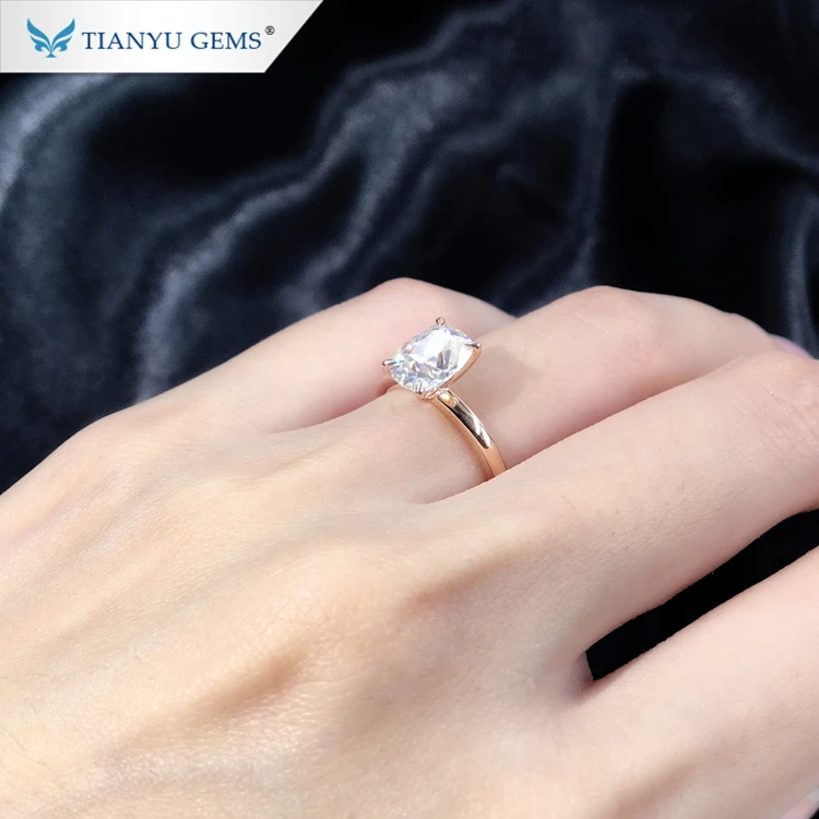Tianyu gems customized 14k/18K rose gold ring 6*8mm oval antique cut colorless moissanite gold engagement lady ring