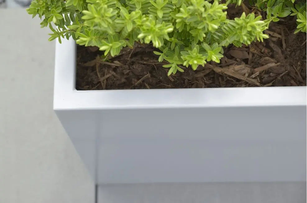 Powder coated aluminum rectangular planters