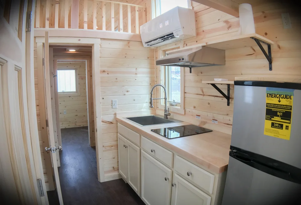 
2019 mini homes tiny houses on wheels 26ft withbedroom, bathroom ,kitchen,greatroom made bu tianjin yuantai 