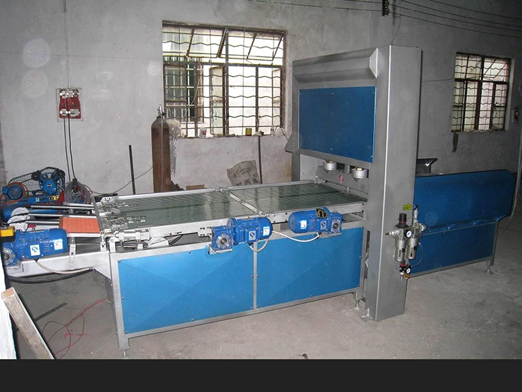 Высокое качество производства стеклянной мозаики пресс машина гранулаторя Для Емкость стеклянной мозаики пресс для производства