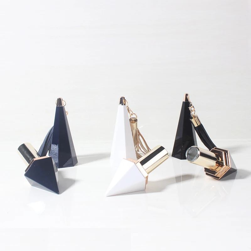 Белая, розовая, черная, синяя, бриллиантовая форма, контейнер для блеска для губ с кисточками, пластиковая пустая Помада для губ, тюбики для губ, косметическая упаковка