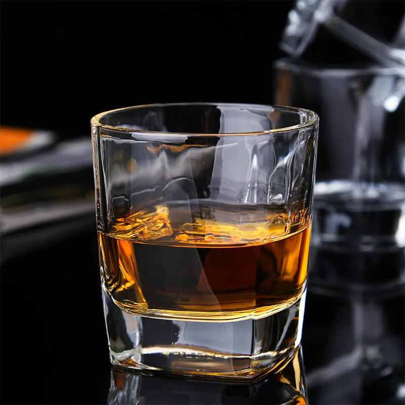 Customized logo promotional gifts cheap great fit pub heavy base lead free clearly liqueur 3oz 6oz round whisky glass cups