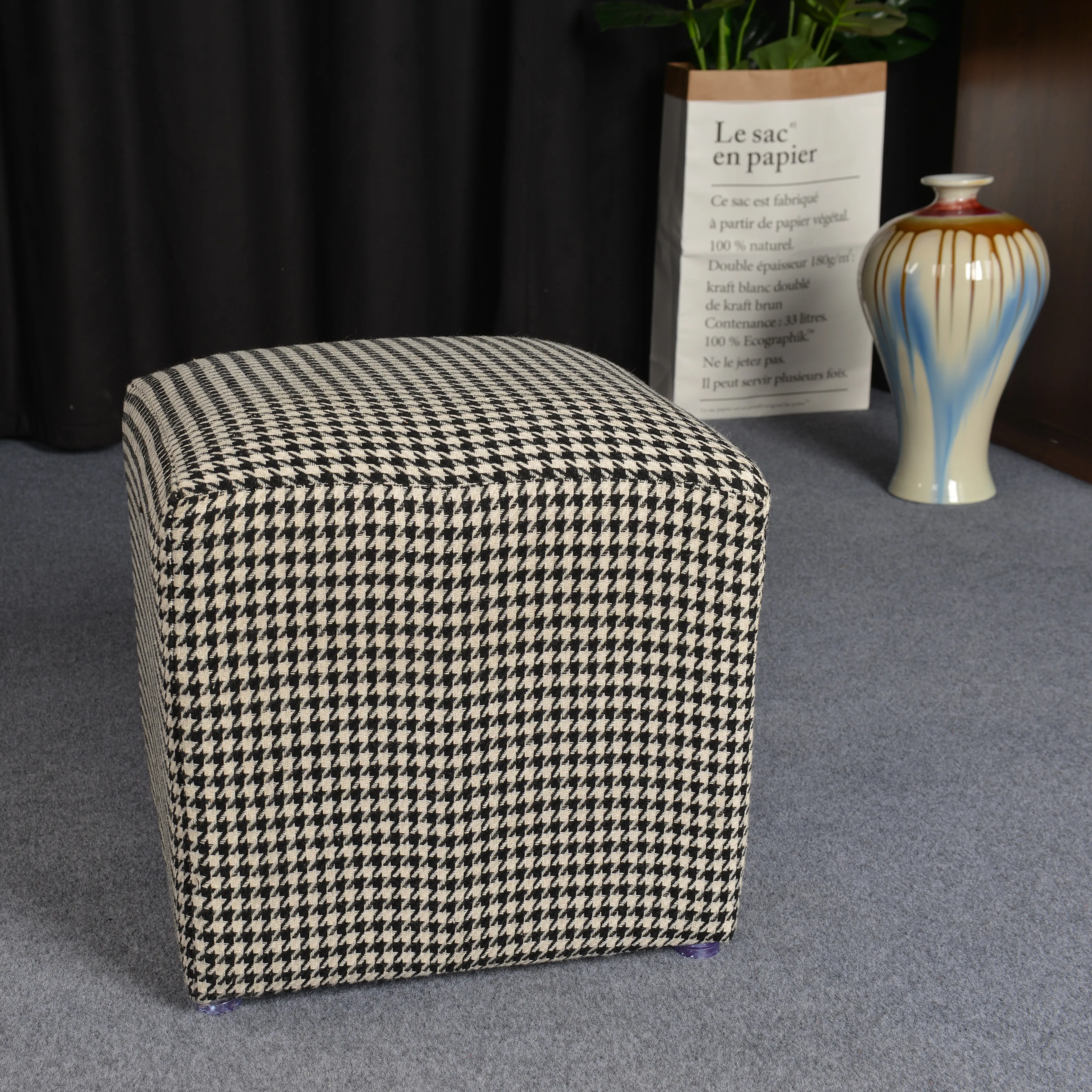 Premium quality comfort footstool solid wood cloth art round stool upholstered ottoman