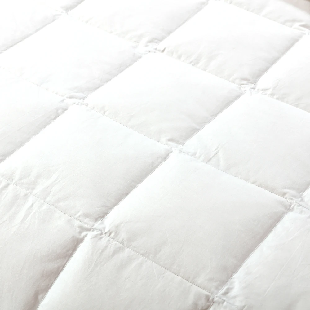 100% Cotton White Goose Down Blanket