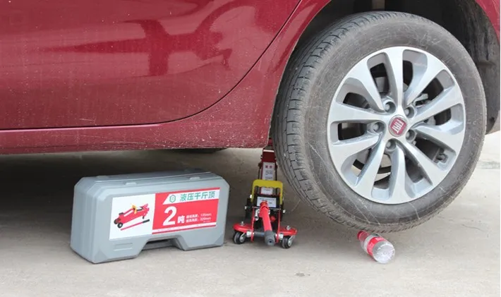2 tons hydraulic car jack with wheels