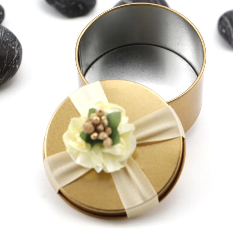 
China Hot Sale Small Metal Square Tin with Ribbon Storage Candy Box Tea Gift Tin 
