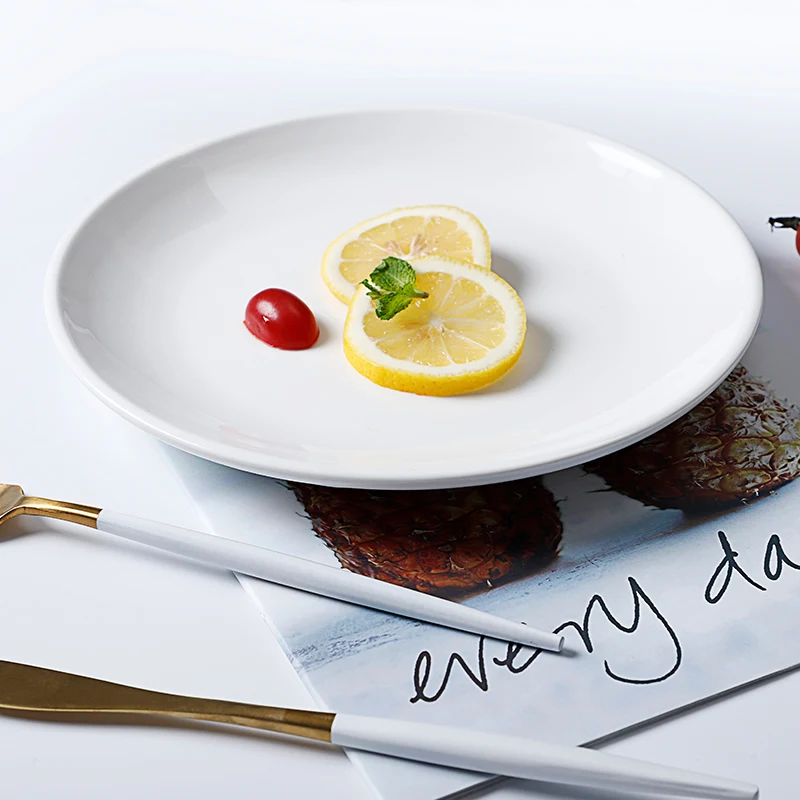 Ресторан Стейк 10 дюймов белый купе пластины, ресторан, недорогой ноутбук с процессором In Стоковая белая пустыни пластина/