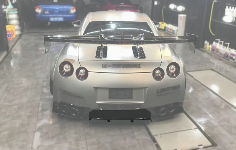 Fiberglass Rear Lip Spoiler for Nissan GTR R35 LB Style Rear Diffuser