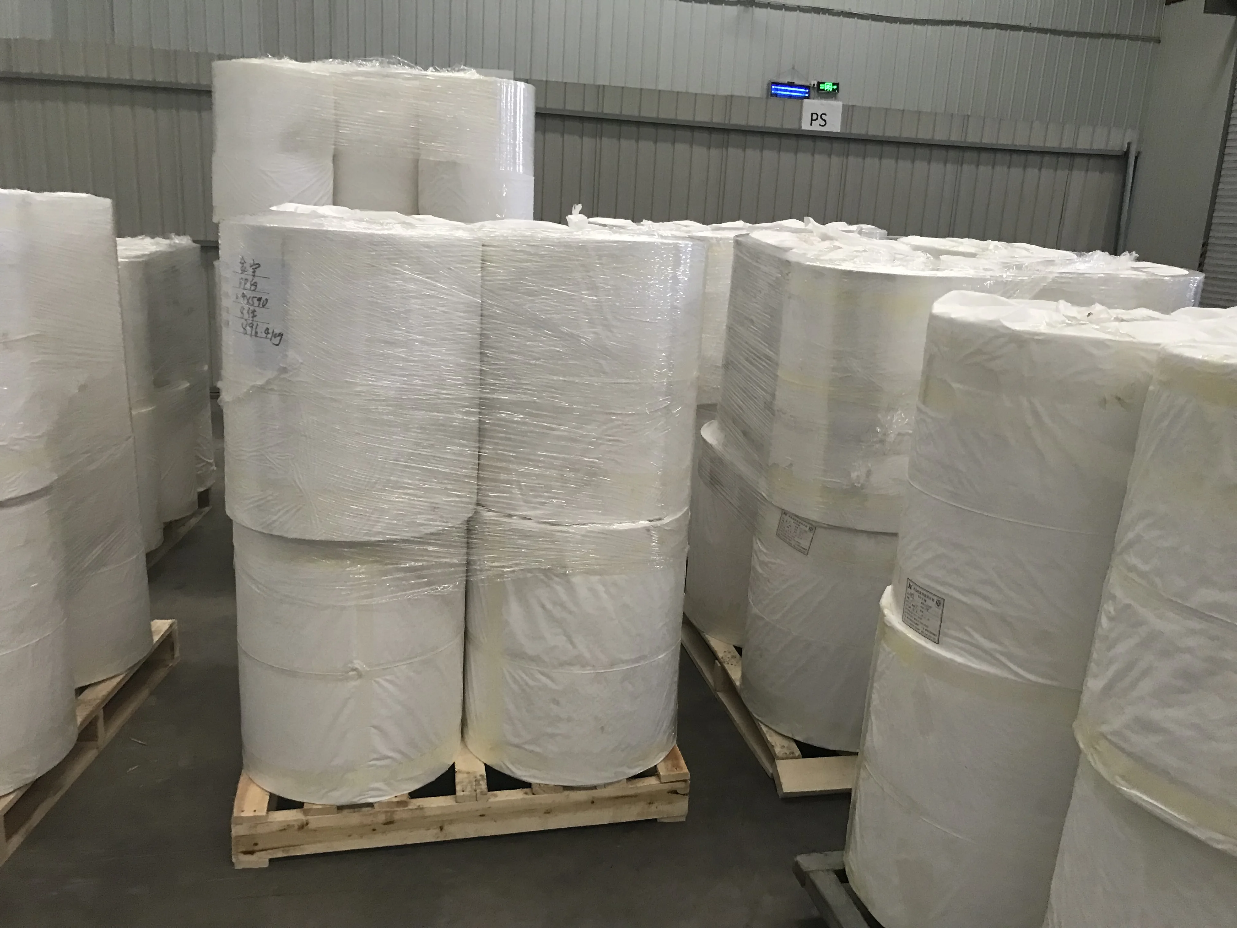 extruded gloss recycled rigid 200 micron pet film plastic sheet rolls for thermoforming