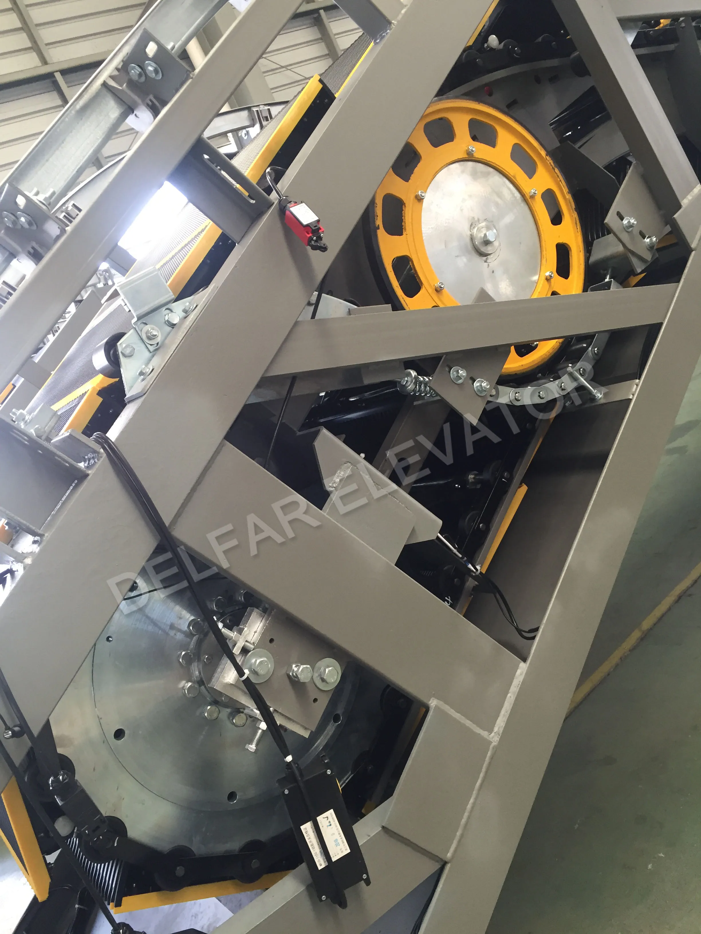 Indoor Mechanical Escalator 30degree 4800 Rising Height 1000 Step Width