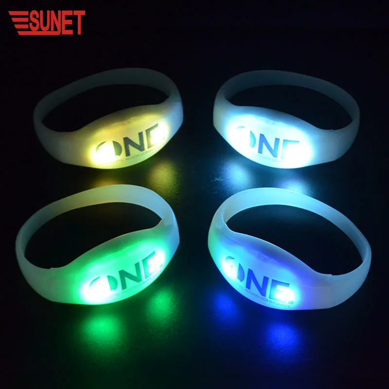  Новый запатентованный продукт SUNJET светодиодный браслет с дистанционным управлением и логотипом на заказ мигающий DMX