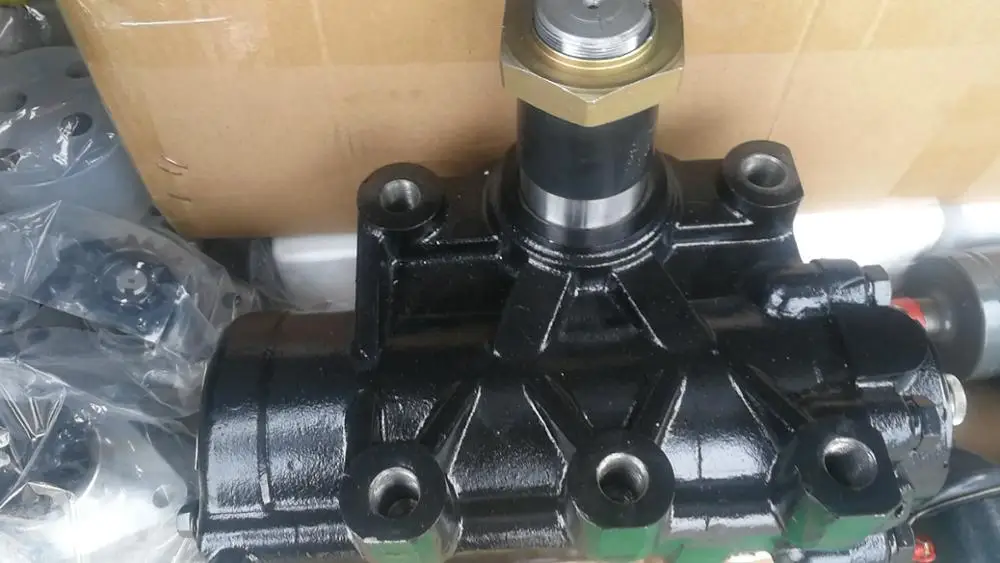 IVECO Heavy duty truck parts  steering gear 8098955614