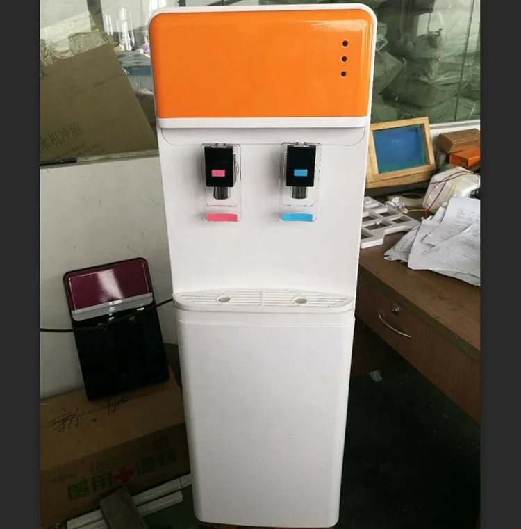 Standing hot and cold water dispenser with compressor cooling or electronic cooling