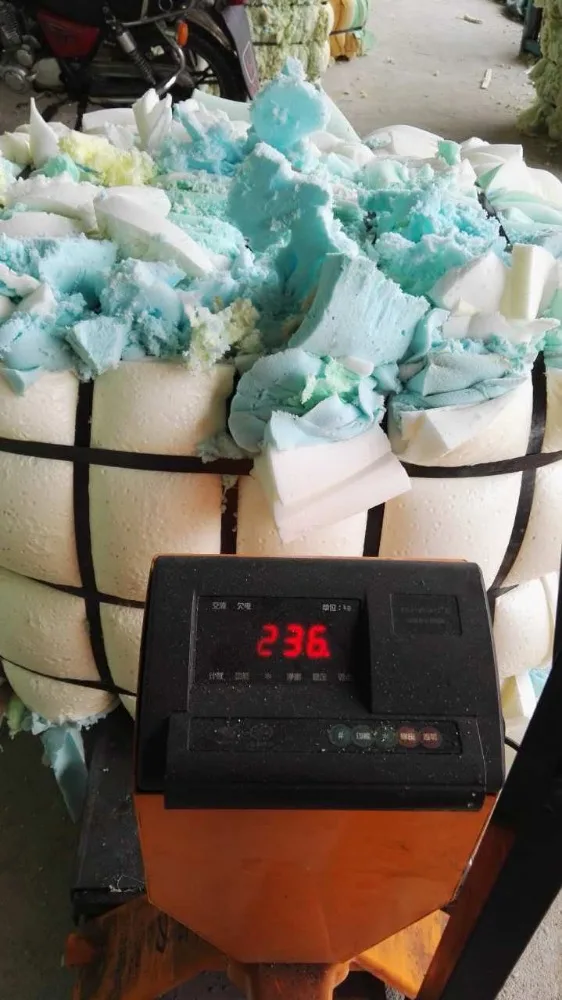 Cheap and fine polyurethane foam scrap in bales for household filler
