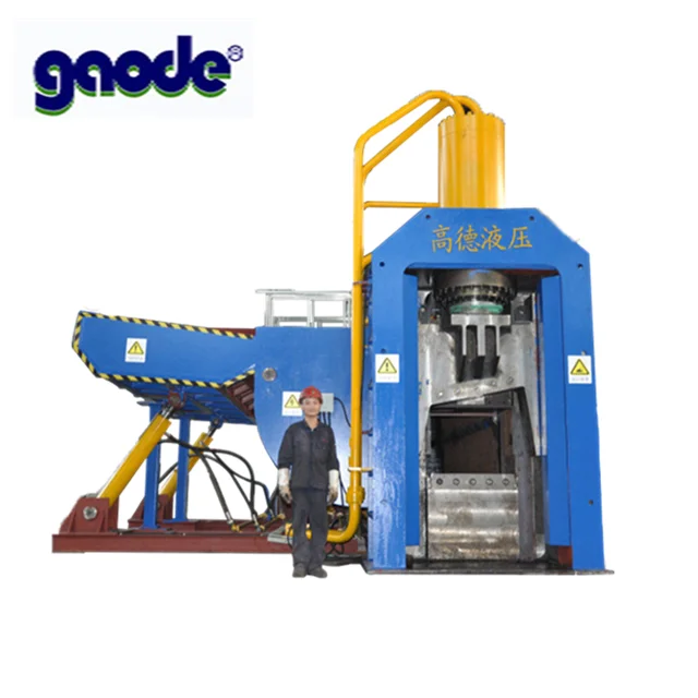 Hydraulic guillotine shears packing scrap metal baler